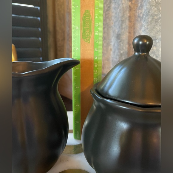 NWOT Black Matte Ceramic Sugar Bowl With Lid And Creamer Set - Picture 4 of 7